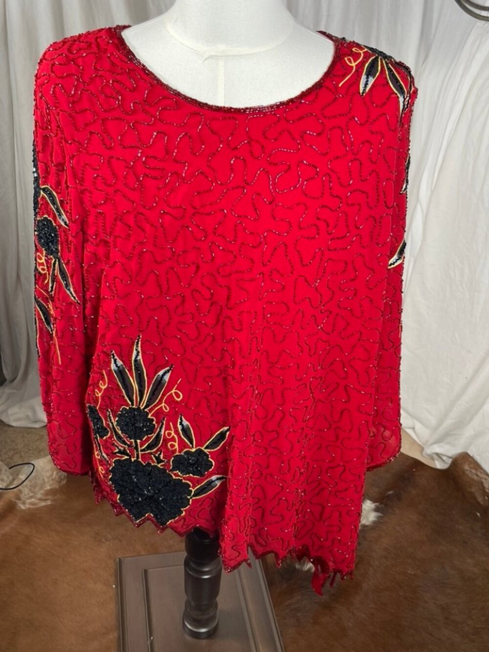 Midnight Velvet Beaded Top 1X Glam Padded 3/4 Sleeve Asymetrical Hem